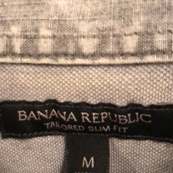 Buttoned down men’s medium shirt - Picture 2 of 2